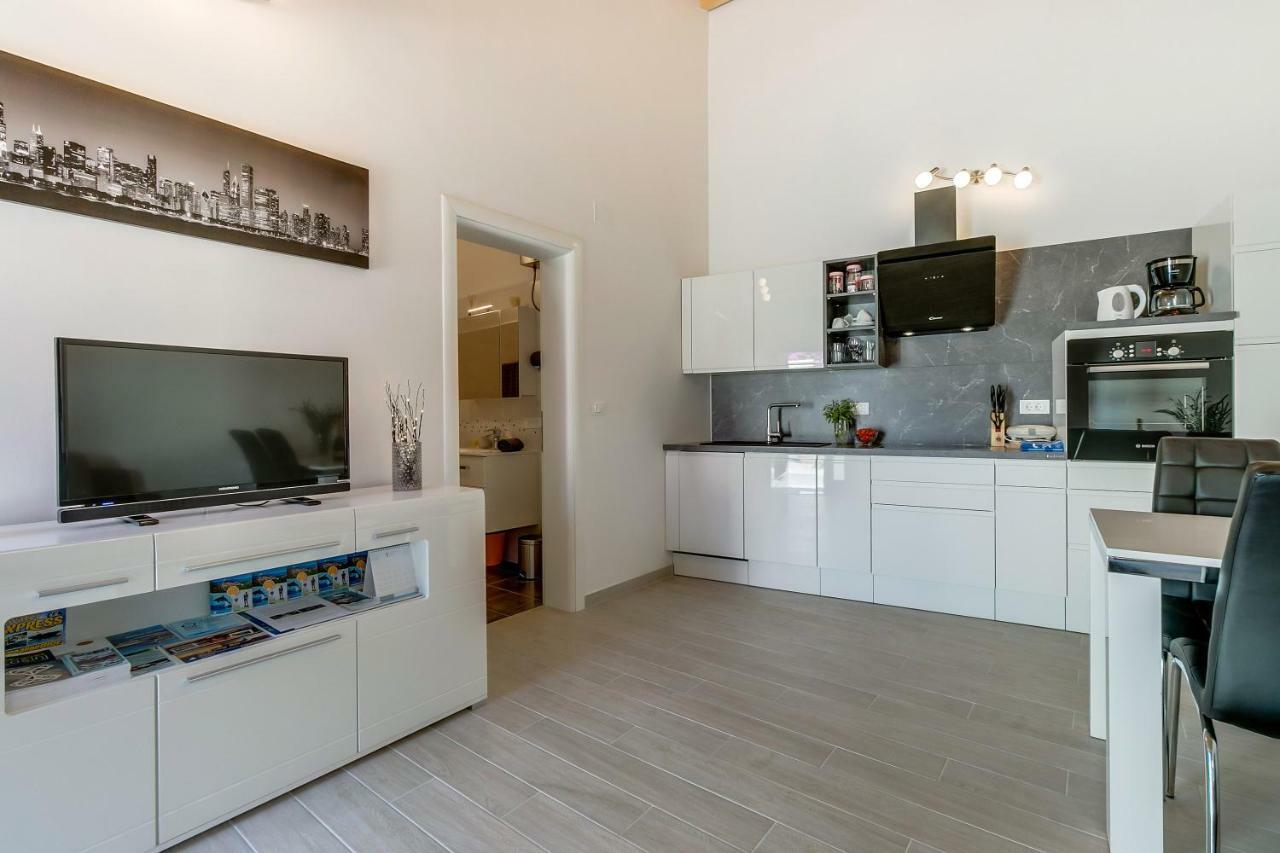 Apartments Relax Veli Lošinj Exterior foto