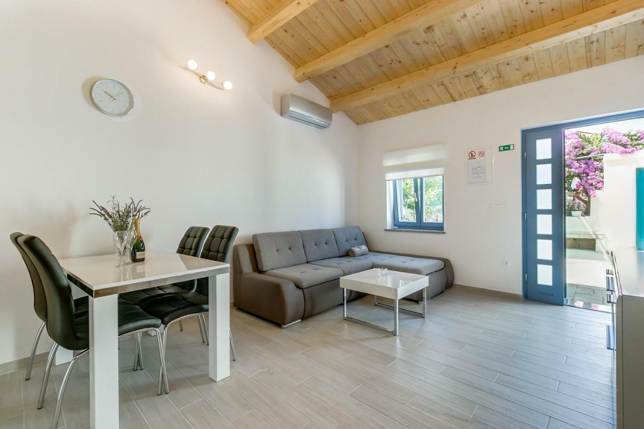 Apartments Relax Veli Lošinj Exterior foto